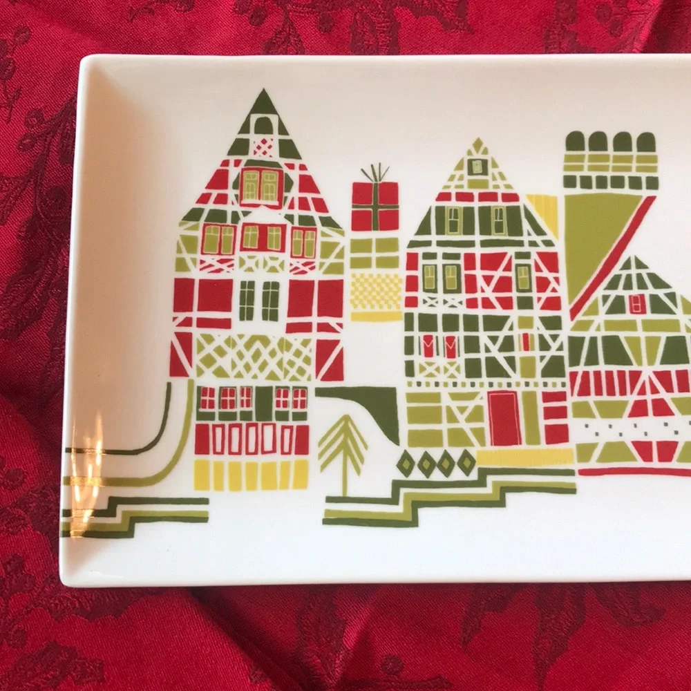 Crate & Barrel Yule Town Platter